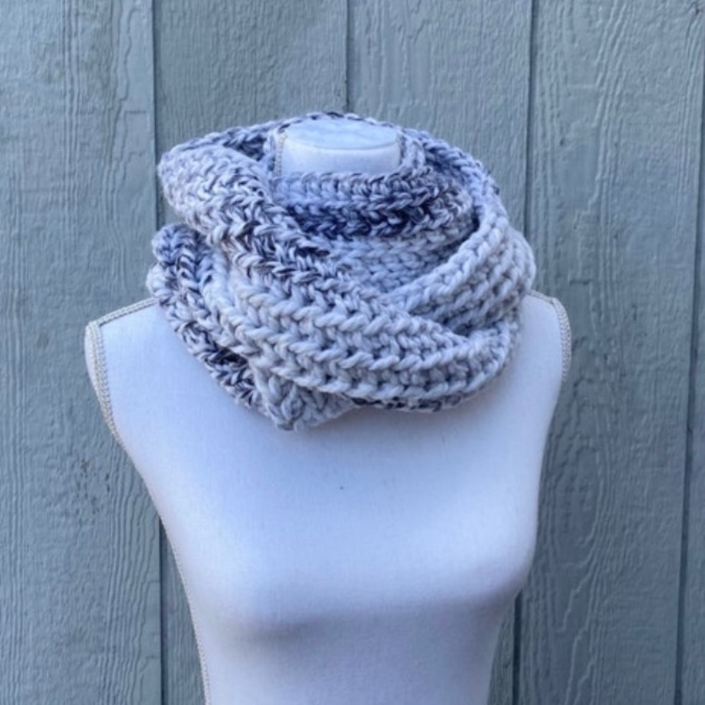 Tarcie Knitwear handmade infinity scarf in marble